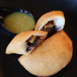 Empanadas Pabellón (x3)